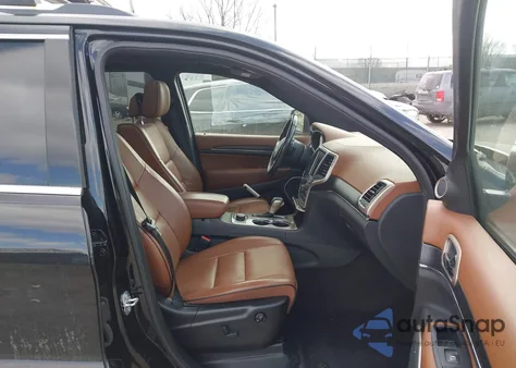 2017 Jeep Grand Cherokee Summit 4X4 from USA, damaged, VIN 1C4RJFJT3HC818137